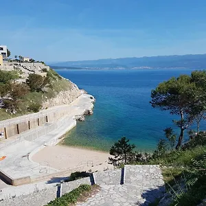 Argentum 3*, Vrbnik Kroatien